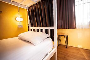 Thai Thai Hostel