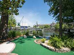 Luau Resort by Panhandle Getaways