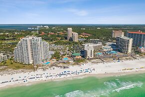 Luau Resort by Panhandle Getaways