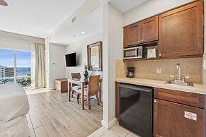 Luau Resort by Panhandle Getaways