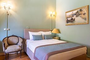 Büyükada Anastasia Meziki History Mansion