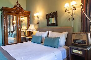 Büyükada Anastasia Meziki History Mansion