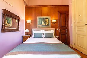 Büyükada Anastasia Meziki History Mansion