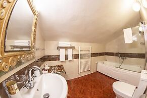 Büyükada Anastasia Meziki History Mansion