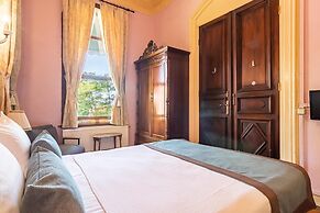 Büyükada Anastasia Meziki History Mansion