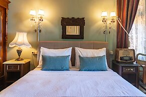 Büyükada Anastasia Meziki History Mansion