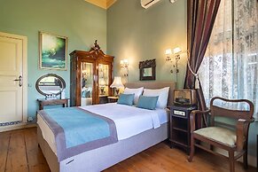 Büyükada Anastasia Meziki History Mansion