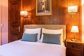 Büyükada Anastasia Meziki History Mansion