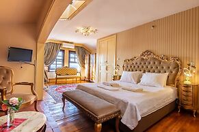 Büyükada Anastasia Meziki History Mansion