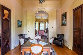 Büyükada Anastasia Meziki History Mansion