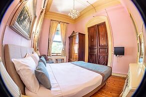 Büyükada Anastasia Meziki History Mansion