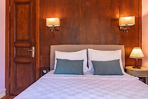 Büyükada Anastasia Meziki History Mansion