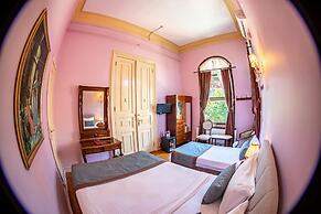 Büyükada Anastasia Meziki History Mansion