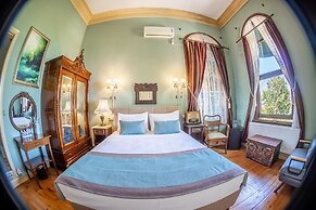 Büyükada Anastasia Meziki History Mansion