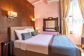 Büyükada Anastasia Meziki History Mansion