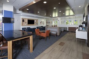 Holiday Inn Express & Suites La Porte by IHG