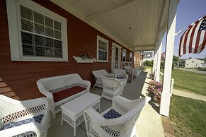 Surfside Inn Chatham