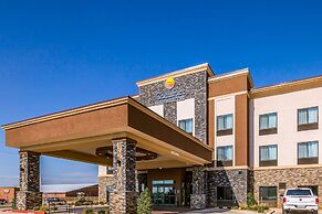 Comfort Inn & Suites Moore - Oklahoma City