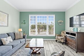Reflections at Bay Point by Panhandle Getaways