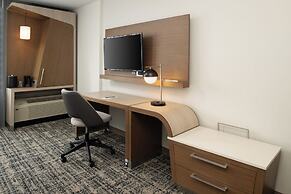 Courtyard by Marriott Houston City Place