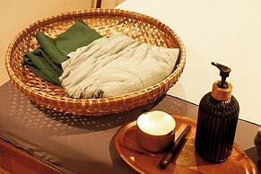 Thanicha Resort Amphawa