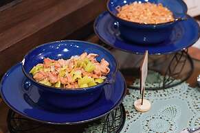 Thanicha Resort Amphawa