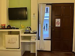 Thanicha Resort Amphawa