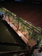 Thanicha Resort Amphawa