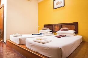 Thanicha Resort Amphawa