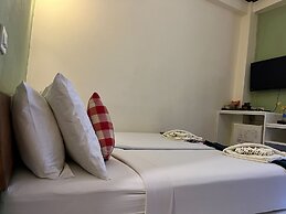 Thanicha Resort Amphawa