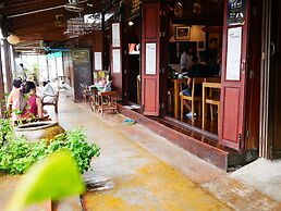 Thanicha Resort Amphawa