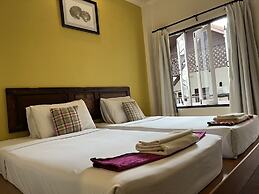 Thanicha Resort Amphawa