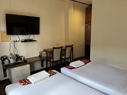 Thanicha Resort Amphawa