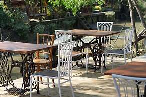 House of Passion Amphawa