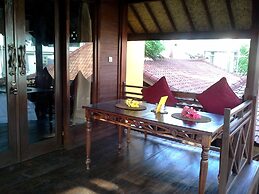 Puri Sayang Bungalows