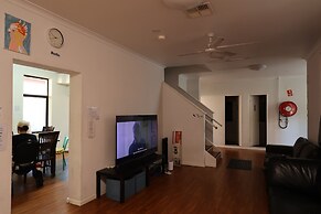 Downtown Backpackers Hostel - note - Valid Passport required for check