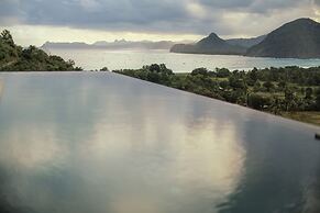 Seven Havens Residence