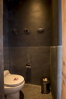 Seven Havens Residence