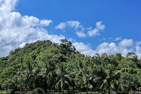 Seven Havens Residence