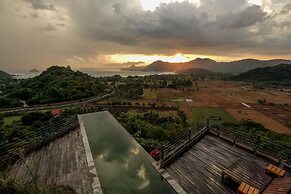 Seven Havens Residence