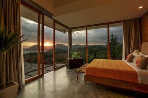 Seven Havens Residence