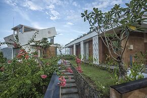 Seven Havens Residence