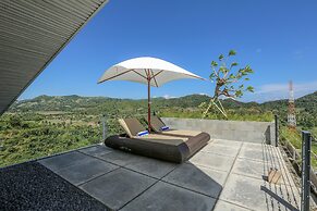 Seven Havens Residence