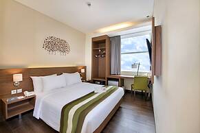Grand Whiz Hotel Poins Simatupang Jakarta