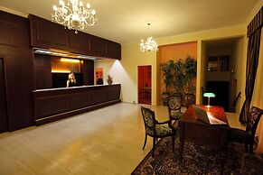 Belvedere Aeolis Hotel