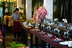 Ladear Privilege Rooms