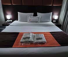 Collection O The Bangkok Cha Cha Suite