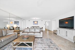 Emerald Beach Resort by Panhandle Getaways
