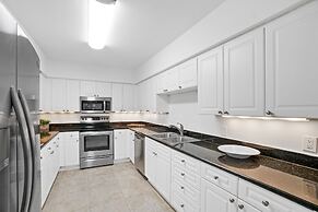 Emerald Beach Resort by Panhandle Getaways