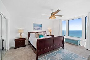Emerald Beach Resort by Panhandle Getaways